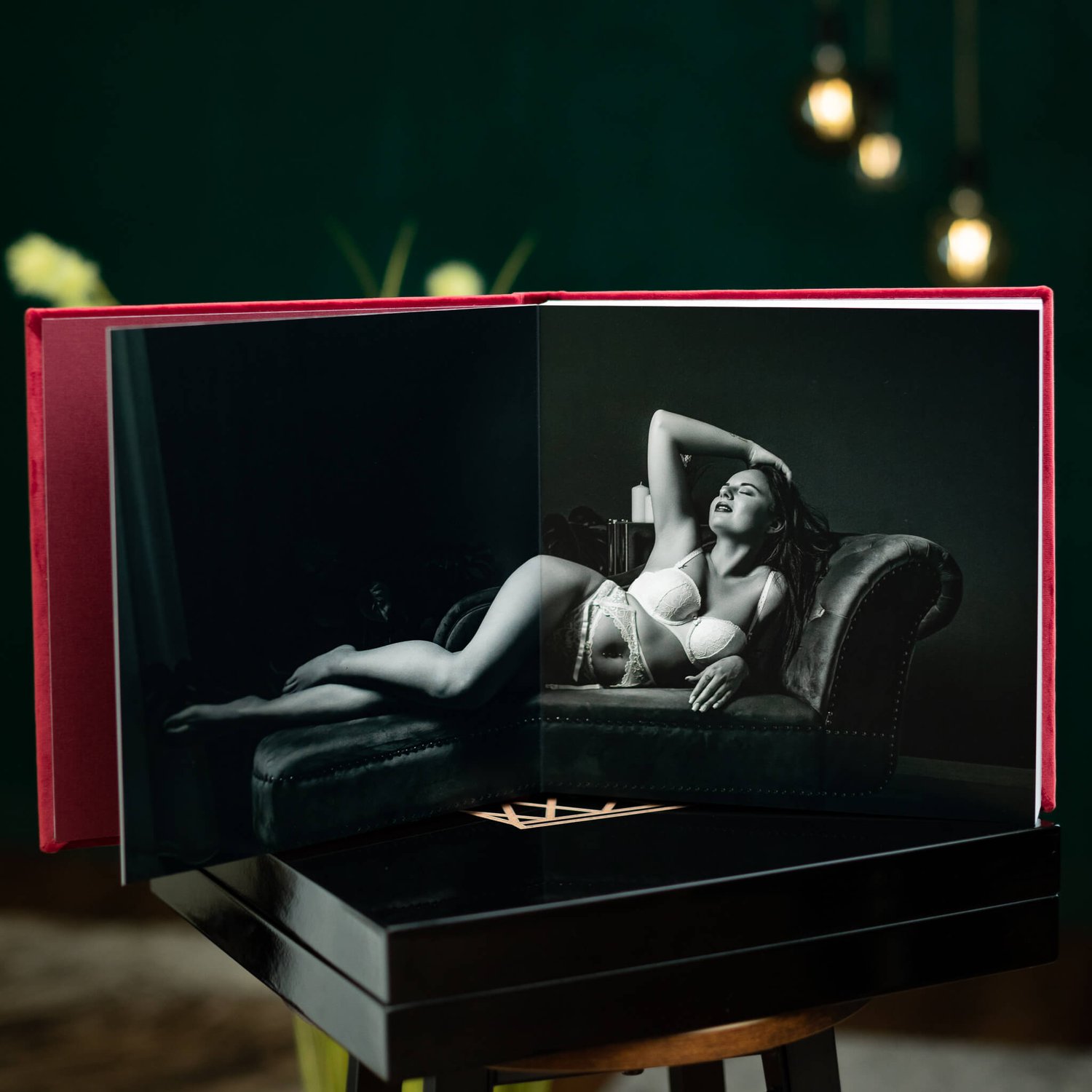 Luxurious Boudoir Photo Album  Boudoir Boutique by Marina Fotografie